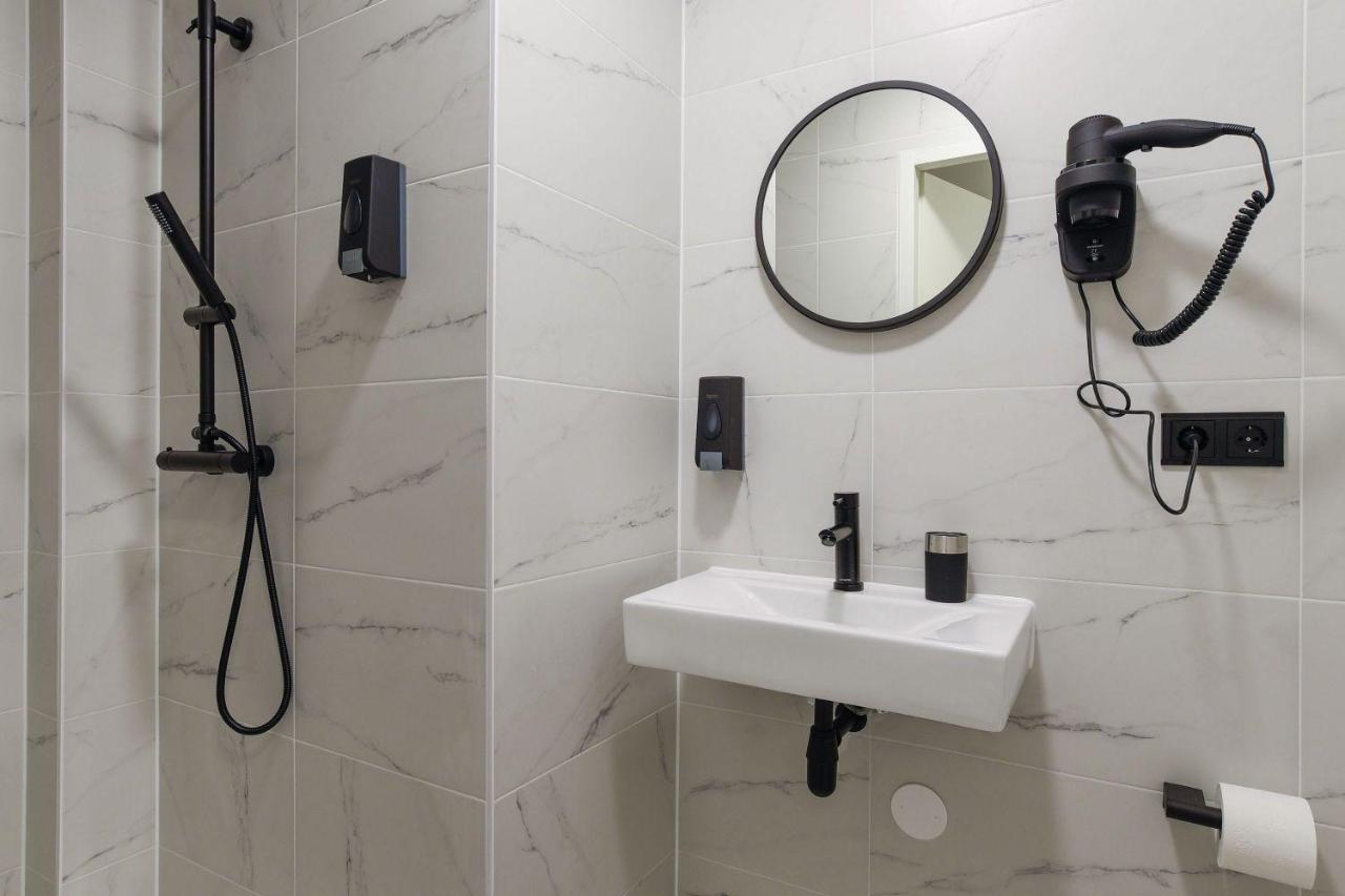 Haarlem Apart Hotel Bagian luar foto
